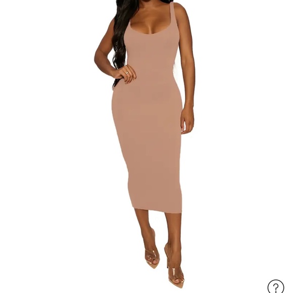 naked wardrobe Dresses & Skirts - Naked Wardrobe Hourglass Midi Dress in Tan Size Large